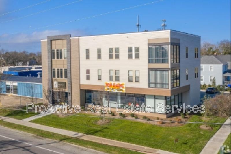 4013 Colley Avenue - 202