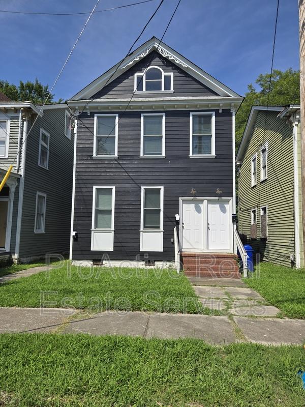 126 Linden Ave 
