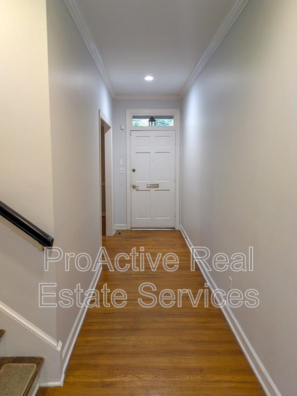 1014 Colonial Avenue