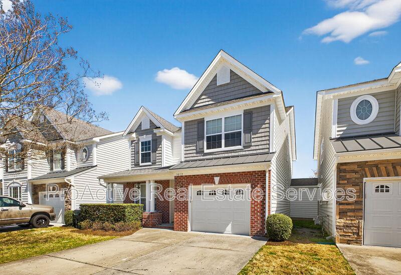 3012 Silver Charm Circle