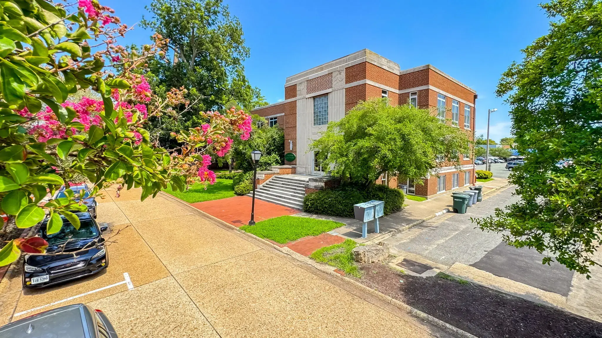Kingsway Apartments Hampton